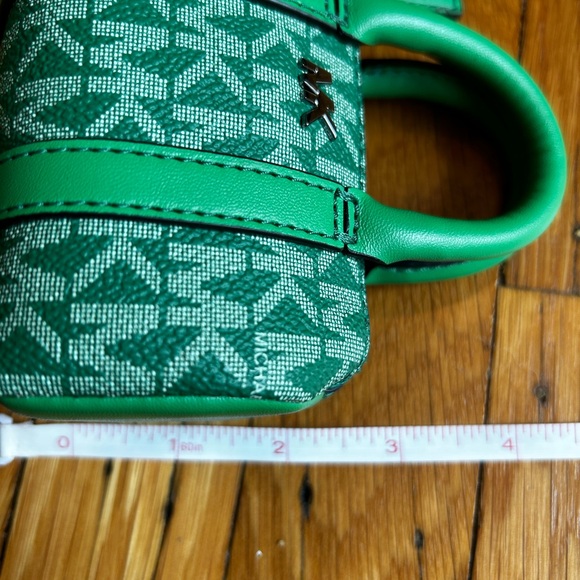 Michael Kors Teeny Keychain set of 2 NWT and NWOT - Picture 15 of 15